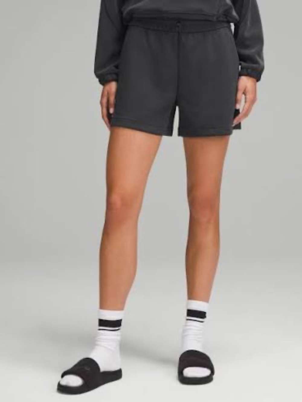 Lululemon softstreme shorts